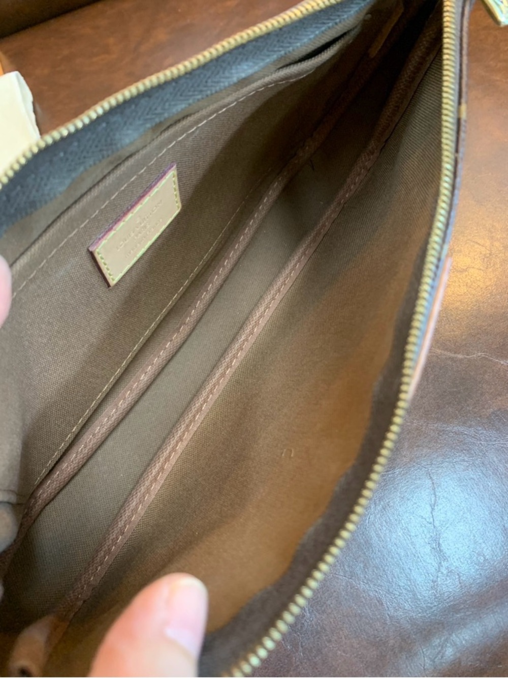 Louis Vuitton Multi Pochette
Accessoires Bag With Coin Authentic!!!Full set! - Picture 15 of 16